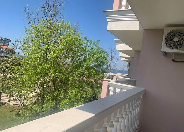 דירה студио симона 4 - първа линия море *