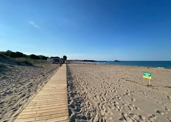 студио симона 4 - първа линия море לוזנטס