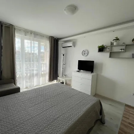 студио симона 4 - първа линия море Apartament
